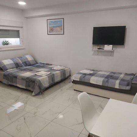 Apartmani Anastasia With Pool, 노바야 외부 사진